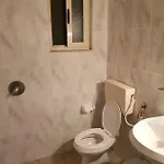 Hotell Restorant Luani 4*