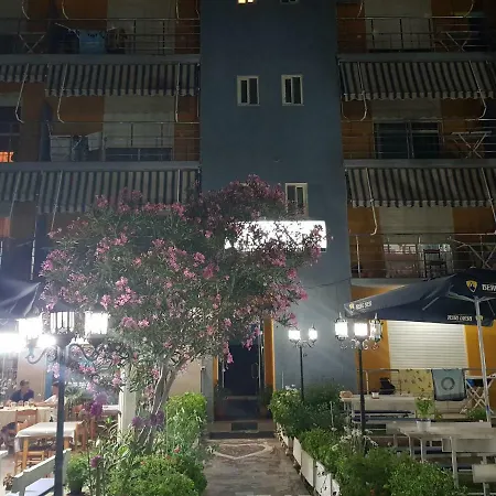 Restorant Luani 4* 斯比勒